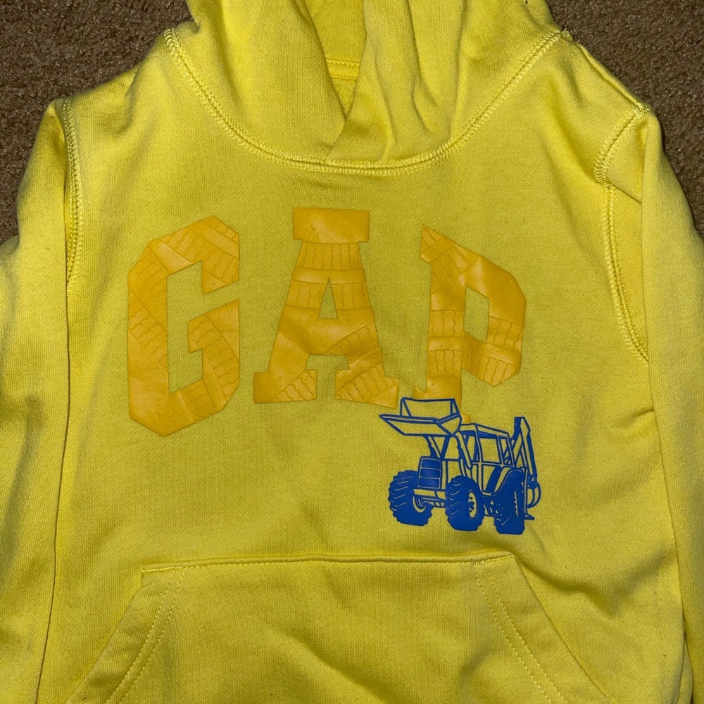 YELLOW GAP HOODIE